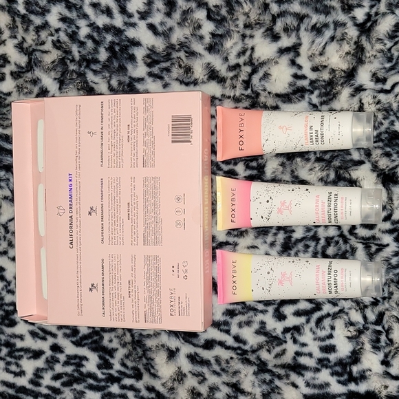 FOXYBAE CALIFORNIA DREAMING MOISTURIZING KIT NIB - Picture 7 of 16